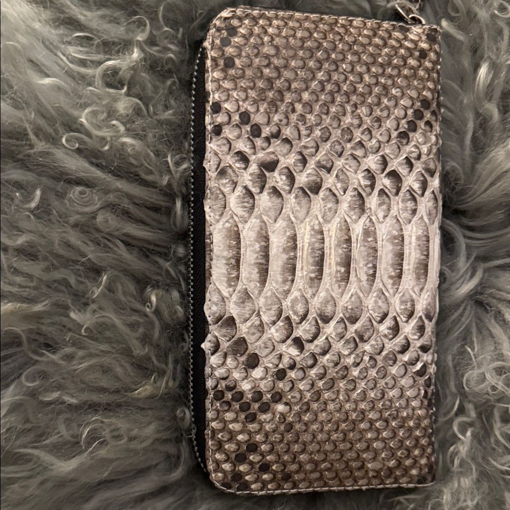 New Genuine Python Unisex Wallet NWT - image 1